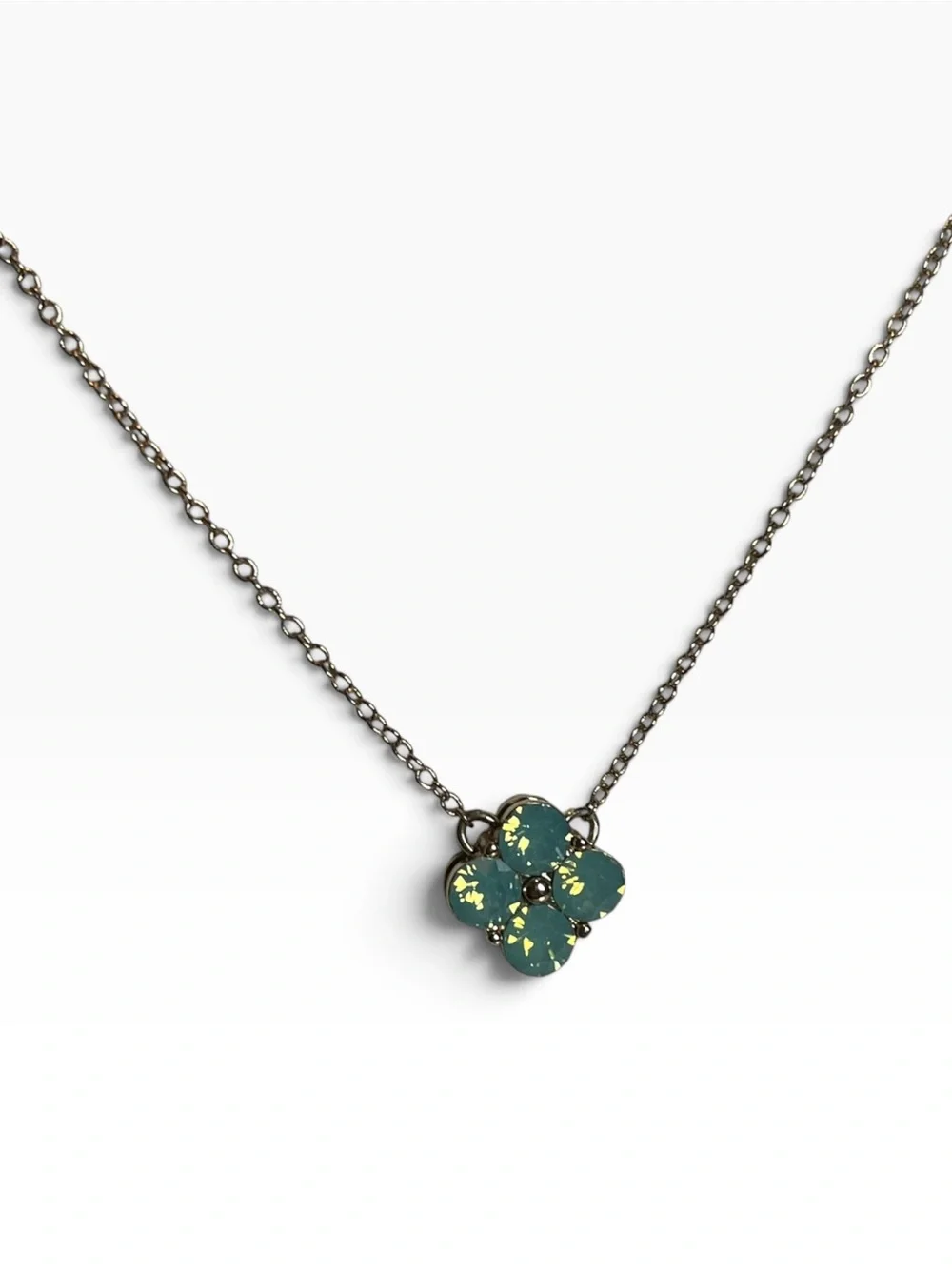 Dana Buchman Gold Tone Swarovski Crystal Clover Pendant Necklace CC X